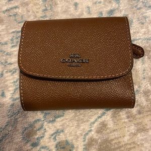 Coach wallet tri fold